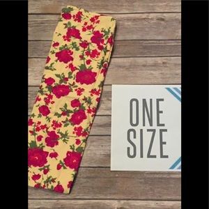NWT Women’s LuLaRoe Leggings OS Yellow w Flowers
